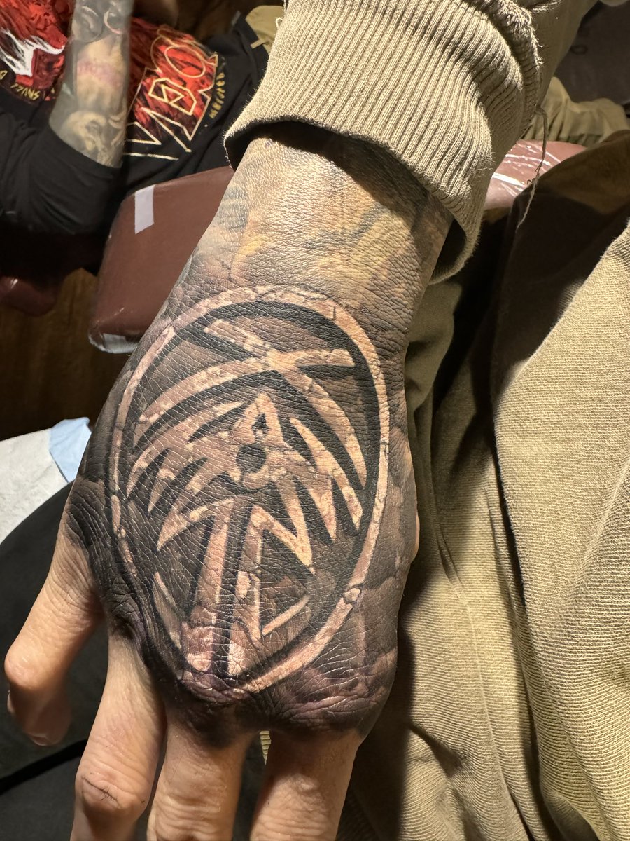 nsbaile1's tweet photo. @BrandSanderson had to get this before Wind and Truth! #lifebeforedeath #cosmere #windandtruth https://t.co/EwbeLFm0iB