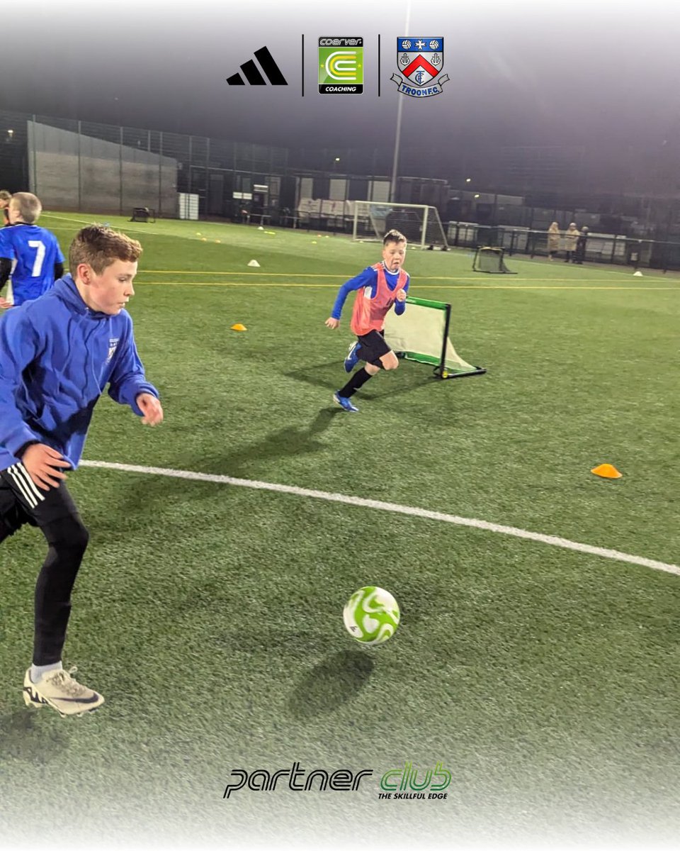 scotlandcoerver's tweet photo. 🤝 Partner Club Session with TROON FC

Last night Coerver® Coaching worked with Troon FC 2013's on Creating Goal Chances.

The players showed great effort throughout the session. We are excited to see them apply it to their matches. https://t.co/7eMvkg3HDI