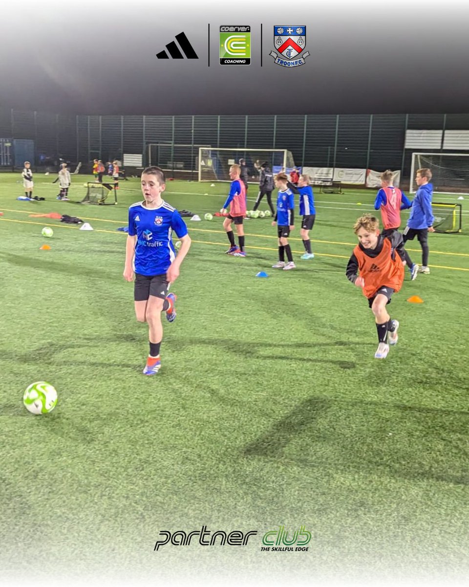 scotlandcoerver's tweet photo. 🤝 Partner Club Session with TROON FC

Last night Coerver® Coaching worked with Troon FC 2013's on Creating Goal Chances.

The players showed great effort throughout the session. We are excited to see them apply it to their matches. https://t.co/7eMvkg3HDI
