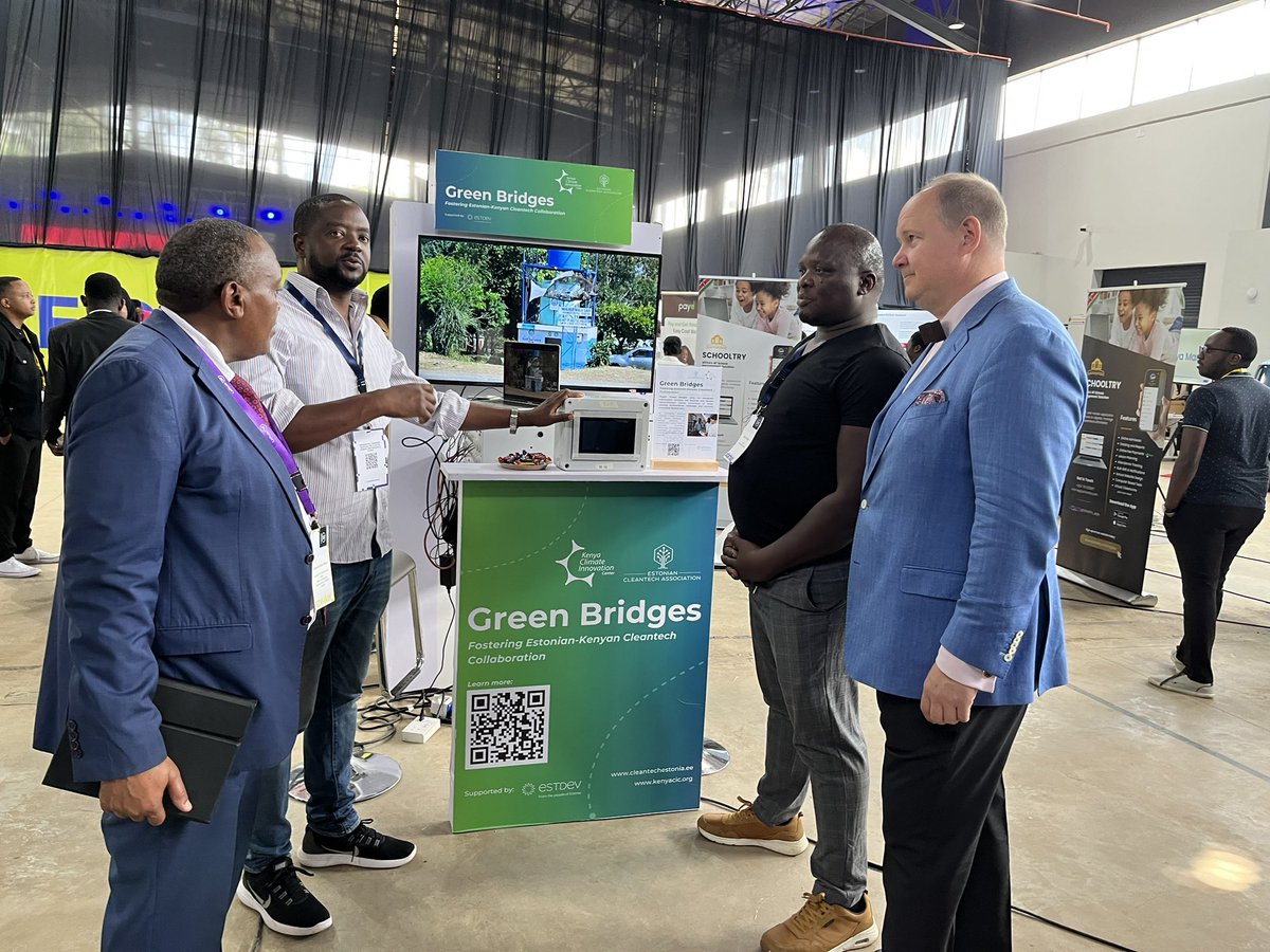 schaerdaniel's tweet photo. Smashing it 👊 @Latitude59 
The vibrant, young and innovative start-up crew in Kenya 🇰🇪 and Africa 🌍 is awesome! @MoICTKenya @KenyaCIC @techsafarihq https://t.co/LF4ZObELhA