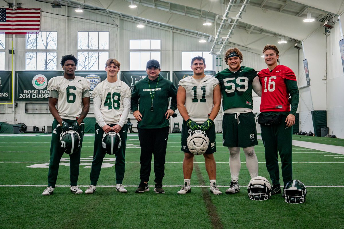 Coach_Smith's tweet image. Scout Team Players of the Week! Thankful for this group's dedication to helping our team improve and get ready for Saturday!