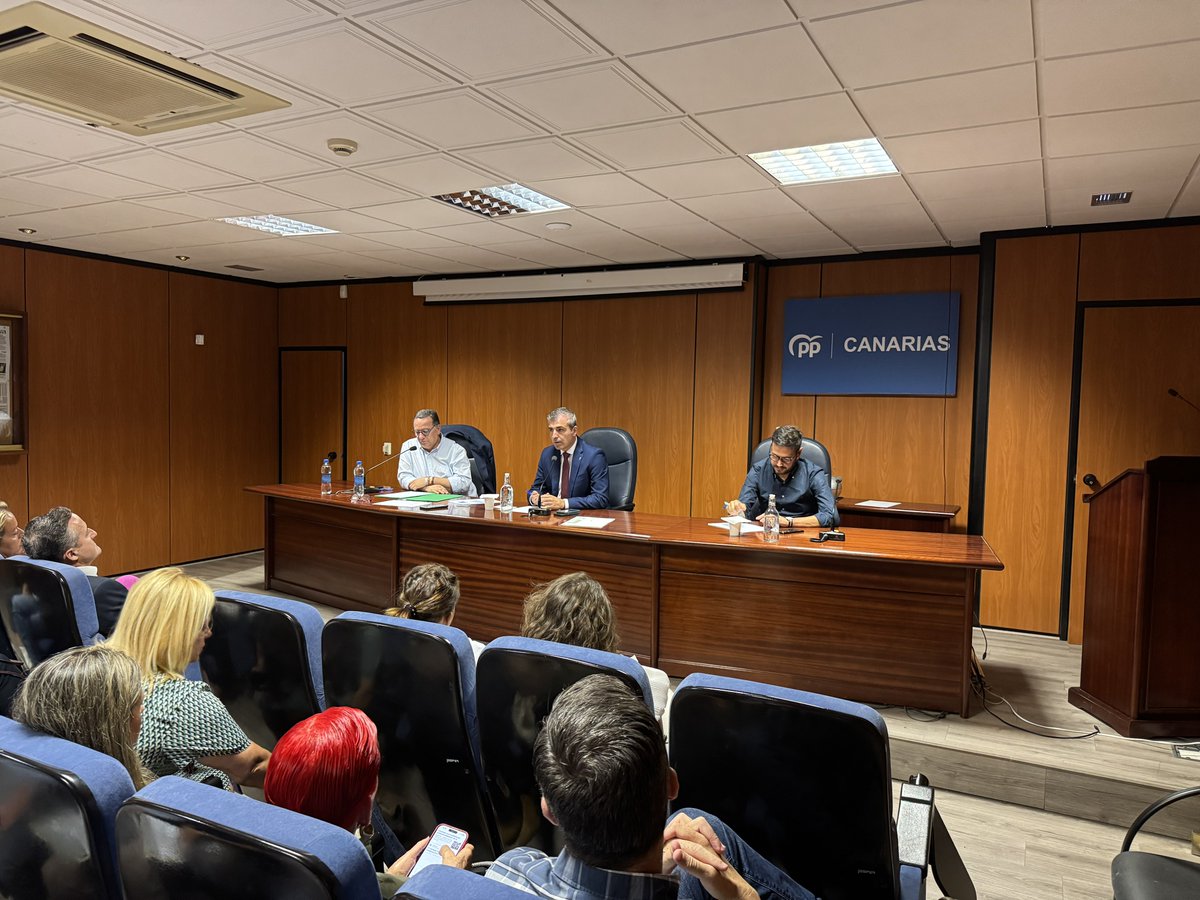 ppdecanarias's tweet photo. Celebramos Junta y Comité Ejecutivo Autonómico en #Tenerife, donde ponemos al día la actualidad política y establecemos la actividad de cara a final de año en el archipiélago.

Canarias es nuestra prioridad. https://t.co/73IsIftWnR