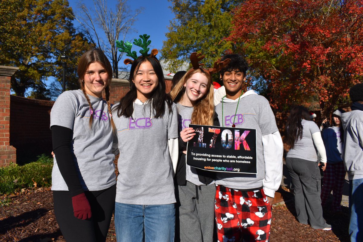 TiffanyYe__'s tweet photo. So thankful for StuCo and the friends it has brought me❤️❤️❤️❤️
@EHSCharityBall #micasatucasa #alivewithpurpose #housingsolveshomelessness #ECBthanksgivingchallenge https://t.co/RkrkhAwsjf