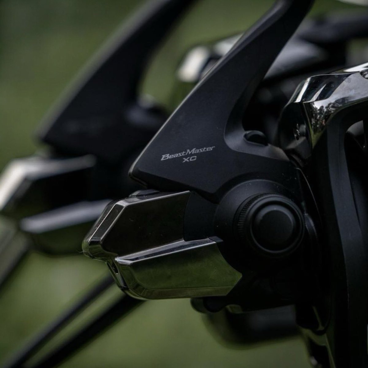 The BeastMaster 14000XC

£99.99 an affordable big pit reel with a pedigree behind it!

#Shimano #shimanoreels #shimanofishing #fishing