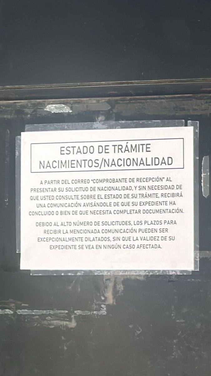 COMPLETAMENTE ILEGAL COMO SE MANEJA EL CONSÚL DE BUENOS AIRES,
Se lleva por delante el Art. 53 de la Ley 39/2015.

Cerró informes de manera permanente, ya no se pueden consultar exptes presentados.

Dónde están los que defienden a los descendientes <a href="/crebuenosaires/">CRE Buenos Aires</a> <a href="/CeDEU2/">Ce.DEU</a> ?
