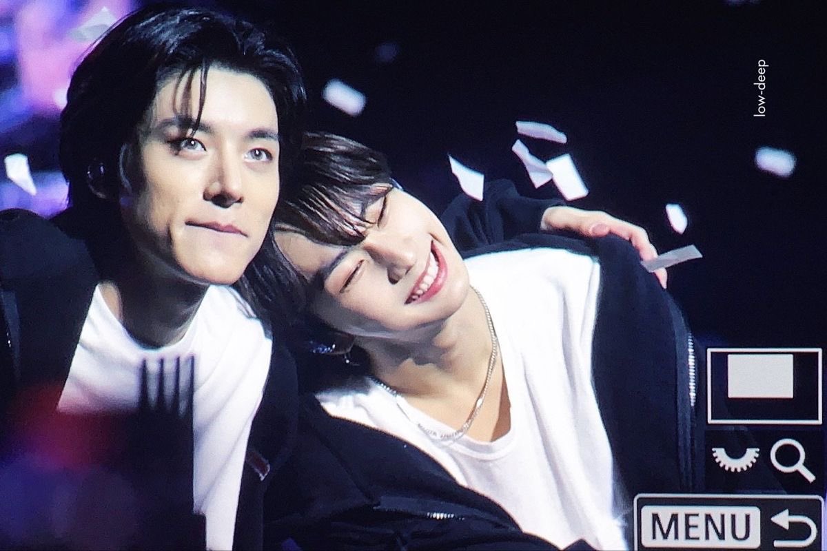 IntoYJW's tweet photo. 🐈‍⬛ "member itu punya perannya masing-masing. Jungwon yang selalu menghentikan atau cut situasi yang melewati batas"

🐺 "lewat album dan performance yang aku isi dengan cintaku, aku berharap engene bisa bahagia. Ini kayaknya sama dengan pemikiran Jungwon. Kalo kita berdua ngobrol, mindset kita itu sama. Jungwon itu punya standar sendiri yang gak mudah goyah."

🥹❤️🥹❤️🥹❤️
#JUNGWON #JAY #JAKE