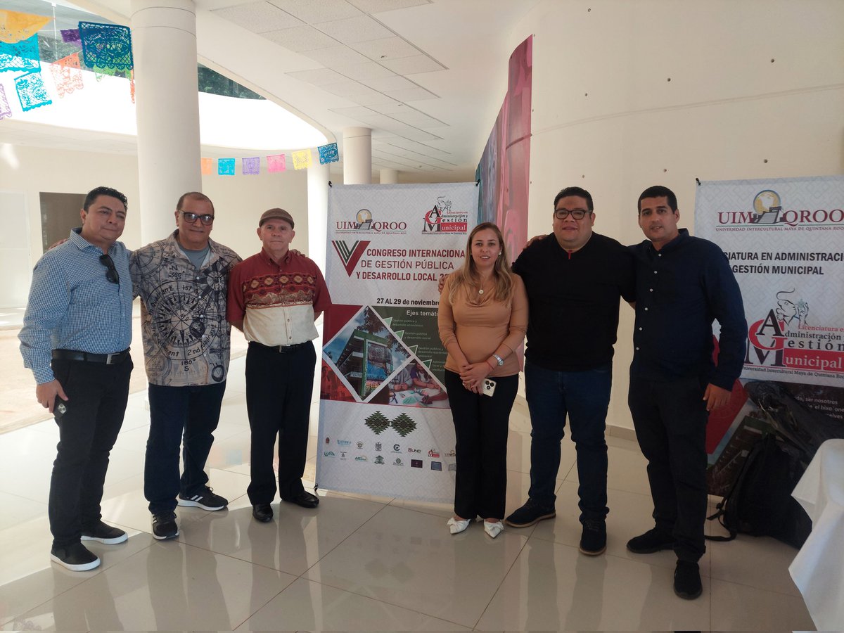 JorgeLSantana3's tweet photo. Hoy tuvimos la posibilidad de estrechar relaciones académicas y culturales en línea con los objetivos de desarrollo sostenibles y la política de resiliencia e inclusión social de #Cuba, con el Rector de UIMKROO México, la #UCLVnuestra y #ArtexCuba.
#CubaEsCultura
#SomosArtexCuba https://t.co/Yp93kT0Crg