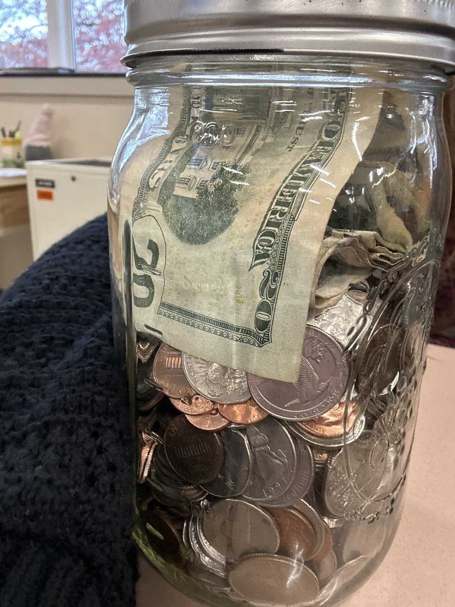 TiffanyYe__'s tweet photo. POV: you’re CASA after Dec 14th!!
donate now to ecb 🩷🩷🩷
#ECBthanksgivingchallenge
#alivewithpurpose
#micasatucasa
@EHSCharityBall
#housingsolveshomelessness https://t.co/LY72jhYAdp
