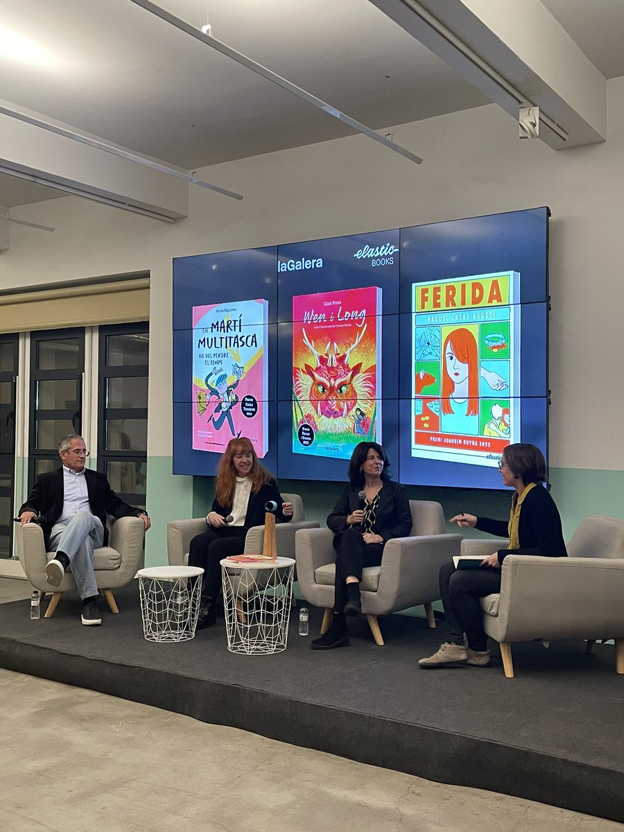 editorialgalera's tweet photo. Ara mateix, Maria Gajas @allegir conversa amb els tres guanyadors!

⏰Núria Figueras, Premi Emili Teixidor amb “En Martí Multitasca no vol perdre el temps”
🐲Lluís Prats, Premi Folch i Torres amb “Wen i Long”
👁️Raquel Casas, Premi Joaquim Ruyra amb “Ferida” @ElasticLlibres https://t.co/86uFtpIzGX