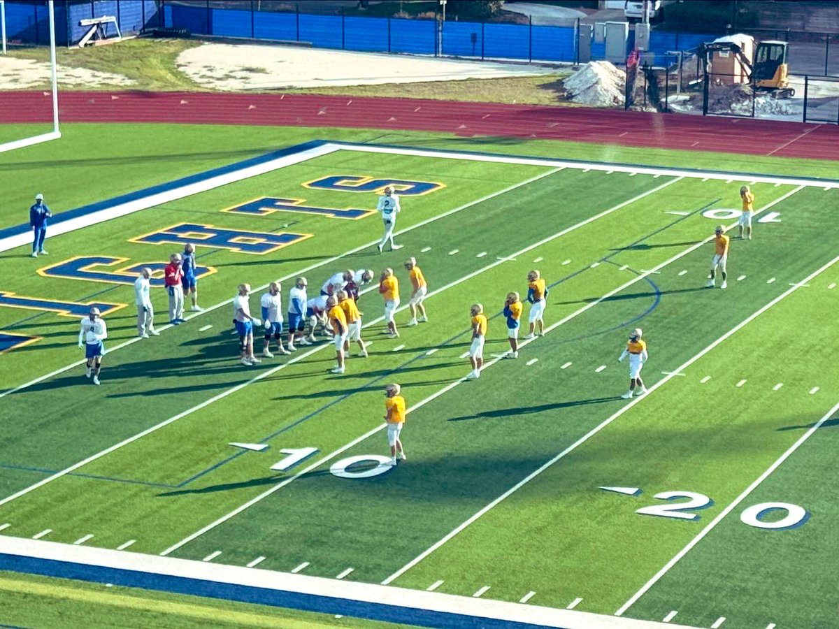 BasharaDana's tweet photo. No better place to have coffee on Thanksgiving morning than here watching our Mules practice! On to Round #3 tomorrow at the Alamodome! Proud of our team and coaches💙💛 Mules up! 🦃 https://t.co/TkSRJdYaV1