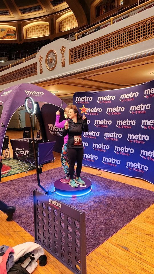 Stacie Llaurado (@staciellaurado) on Twitter photo Turkey-trotting this beautiful Thanksgiving morning with <a href="/MetroByTMobile/">Metro by T-Mobile</a> in both Detroit and Cleveland! ππββοΈπββοΈπ¦π¦π¦<a href="/WinstonAwadzi/">Winston Awadzi</a> Turkey-trotting this beautiful Thanksgiving morning with <a href="/MetroByTMobile/">Metro by T-Mobile</a> in both Detroit and Cleveland! ππββοΈπββοΈπ¦π¦π¦<a href="/WinstonAwadzi/">Winston Awadzi</a>