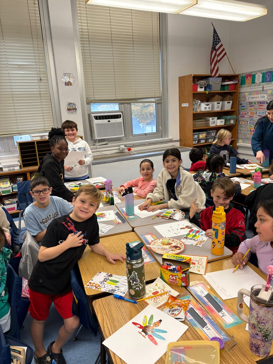 Thankful for this crew 🦃❤️