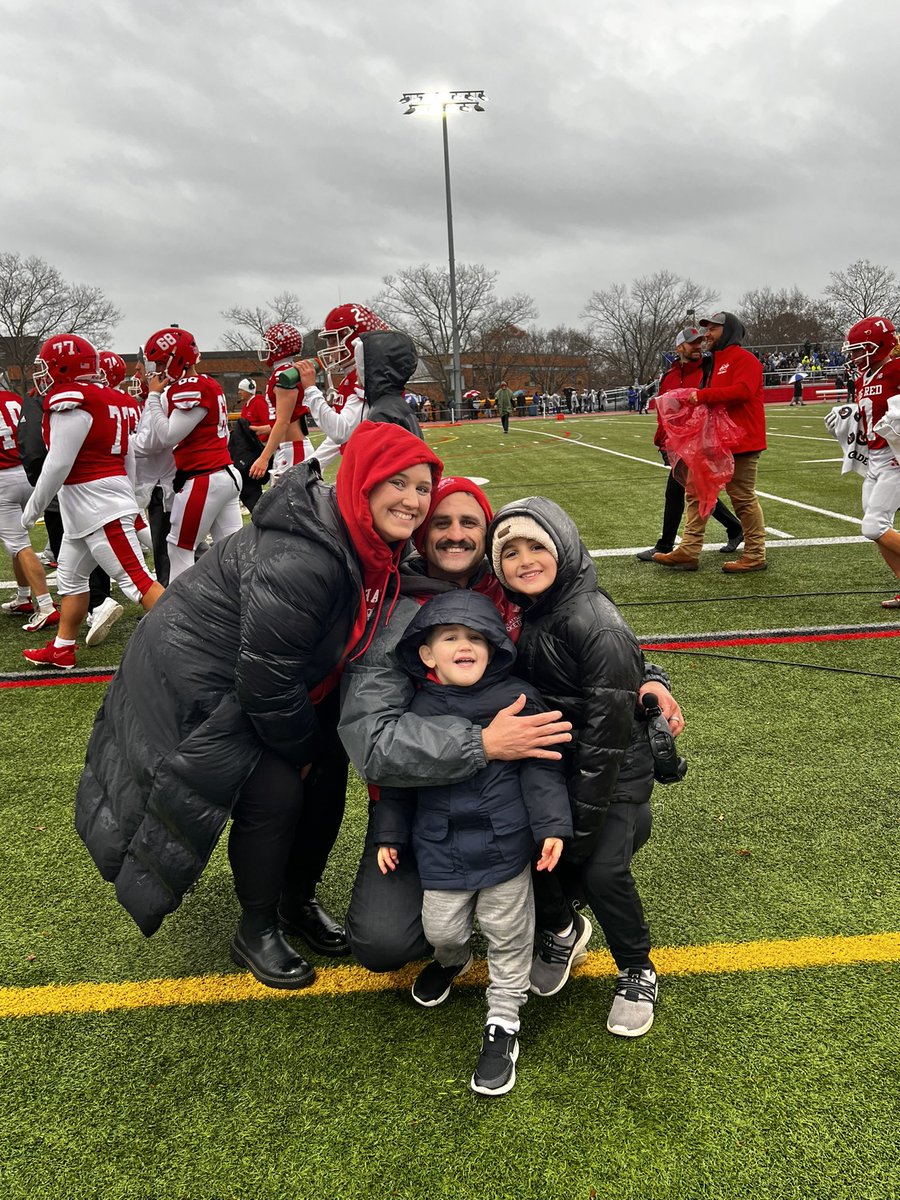 erodrigues24's tweet photo. I am thankful for so many things none more than this group of 4….the win today was fantastic but one more to go
SUPERBOWL BOUND
#finishthework
#emptythetank https://t.co/tbiTJbBRxg