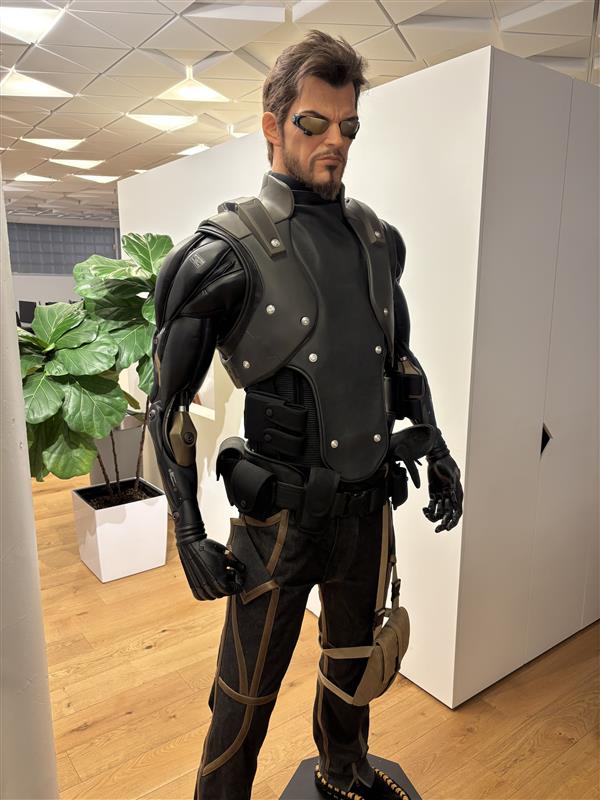 Deus Ex tweet media