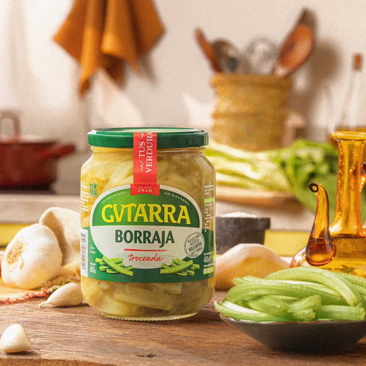 La verdura estrella de las recetas de invierno: ¡la borraja! 🤩 Suave, tierna, y queda buenísima con pescados y mariscos. ¡No puede ser más deliciosa!

¿Lo mejor? 👌🏼 ¡Que además es sin hilos! 😉
#gvtarra #borraja #verduranavarra