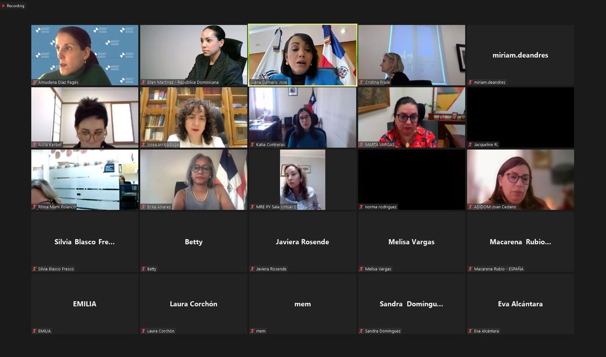 Asociación de Mujeres Diplomáticas de RD tweet media