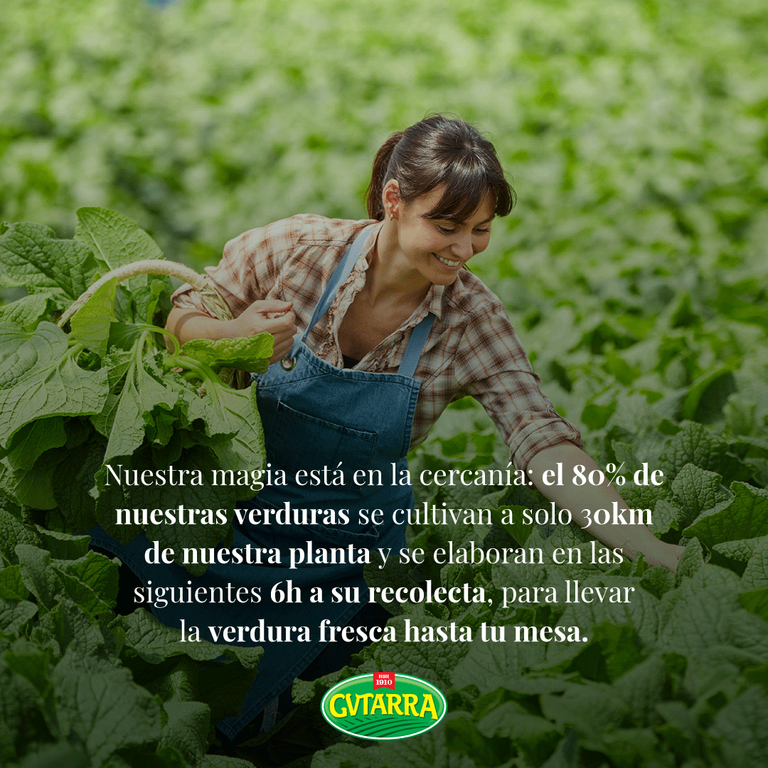 ¿Nuestro secreto? 🤫 La cercanía. 🌿✨
El 80% de nuestras verduras crecen a solo 30 km y llegan de la cosecha a tu mesa en menos de 6 horas. 🥕🍅 Así, apoyamos directamente a los agricultores navarros y fomentamos el desarrollo y la sostenibilidad del sector agrícola. 🌱🌍