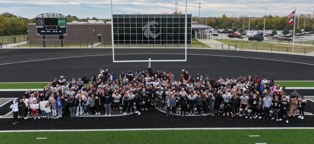 rushinbr's tweet image. It’s a blessing to still be practicing on Thanksgiving!  
#GoldBallSzn #Southside #DifferentBreed

@DentonGuyer_FB 
@CullumRushing