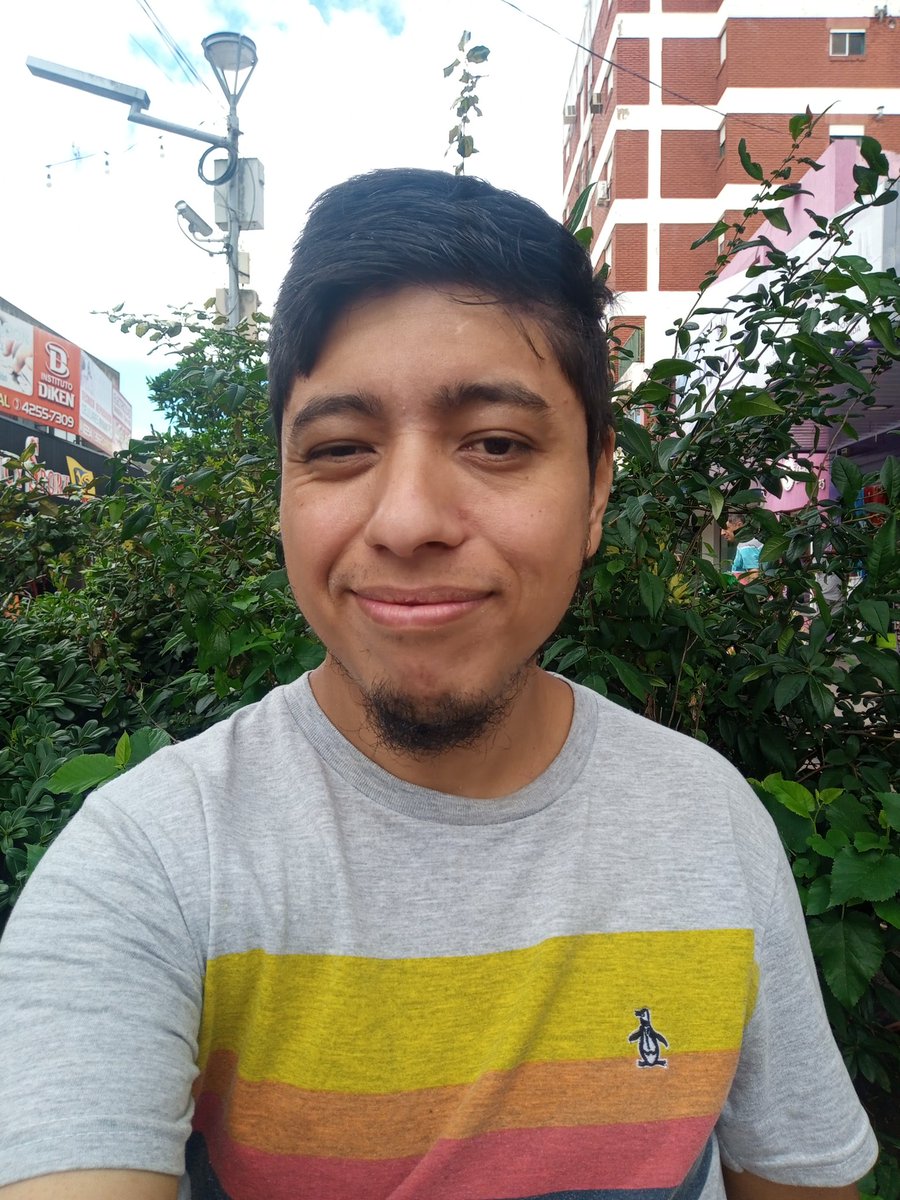 SantyNlb's tweet image. #selfie #motog #peatonal #varelacity