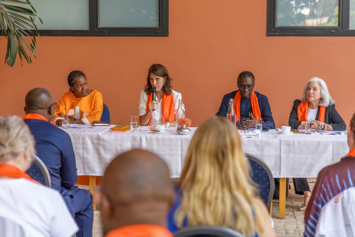 unwomenafrica's tweet photo. Aujourd'hui, ONU Femmes et l'Ambassade des Pays-Bas au Sénégal ont organisé un café sur l'Agenda Femmes, Paix et Sécurité en Afrique de l'Ouest et au Sahel. Les discussions ont porté sur le rapport de 2024 du SG sur femmes paix et sécurité. https://t.co/JI2a4ZnaiW
