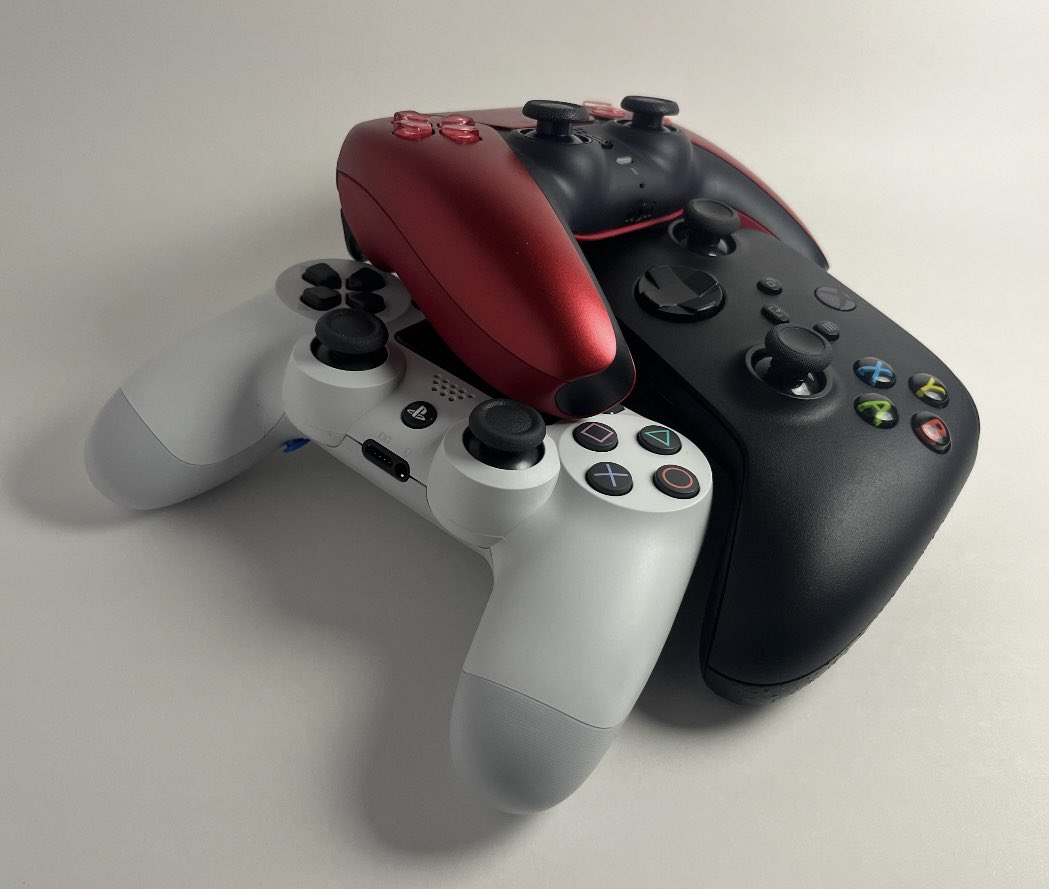 CCA_Esports's tweet image. We are officially controller sponsored by Tropix Gaming!!!!! These controllers have all the features you need to compete #mouseclick #6paddles #overclocked