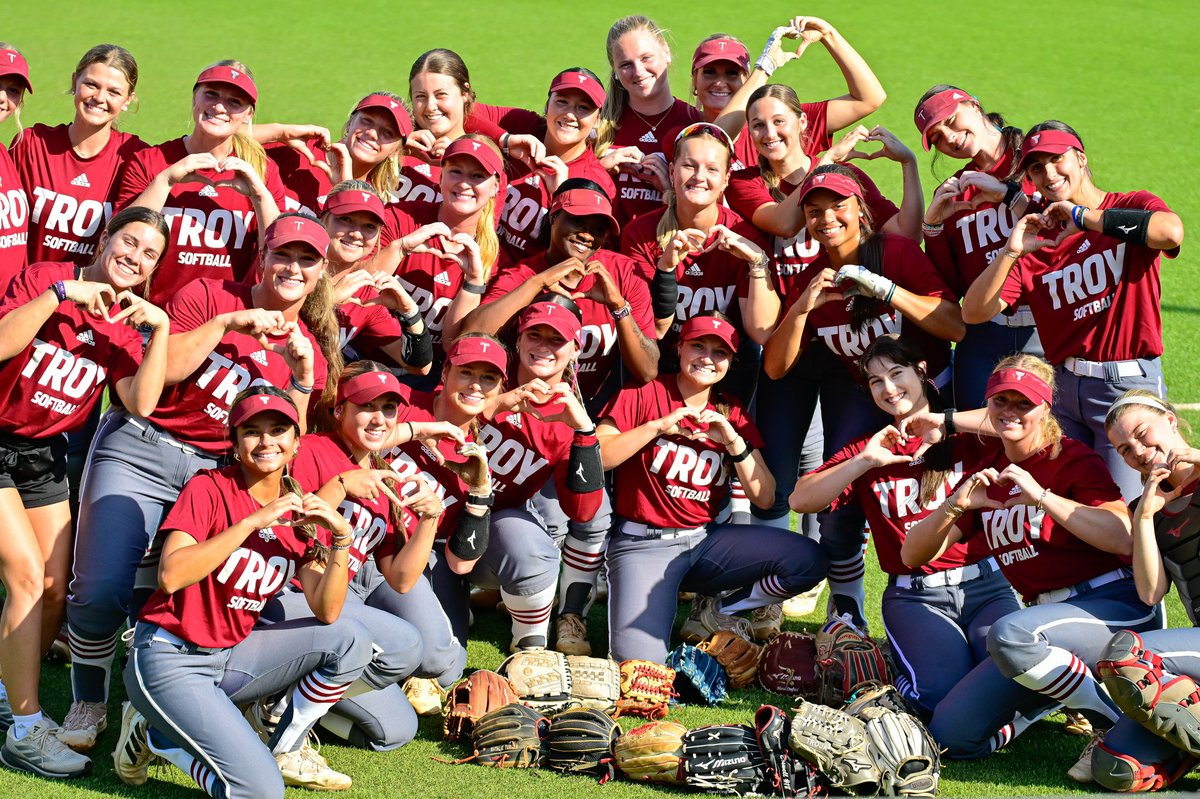 🫶

We want to wish everyone a Happy Thanksgiving. Beyond thankful for all of you.

#E³ | #OneTROY ⚔️🥎
