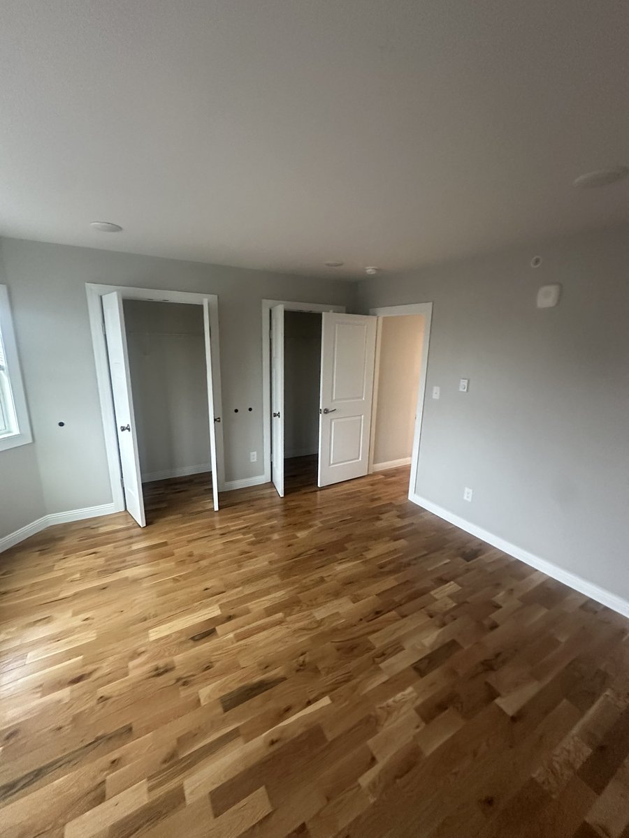 Savior Zaps tweet media