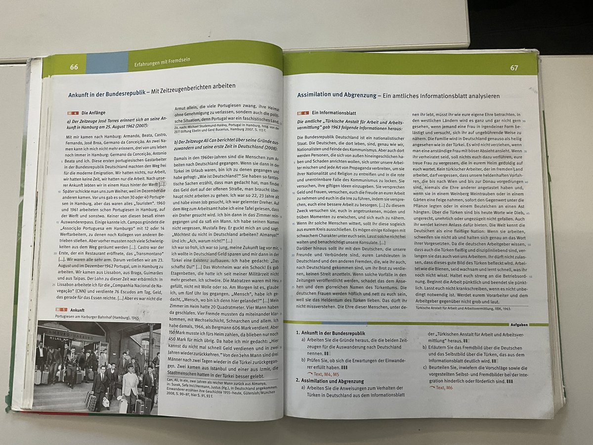 Hab besseres zu tun als diese Hausaufgaben macht die einer für mich? dm

#hausaufgaben #hausaufgabensklave #findom 

Aufgabe 1 a,b