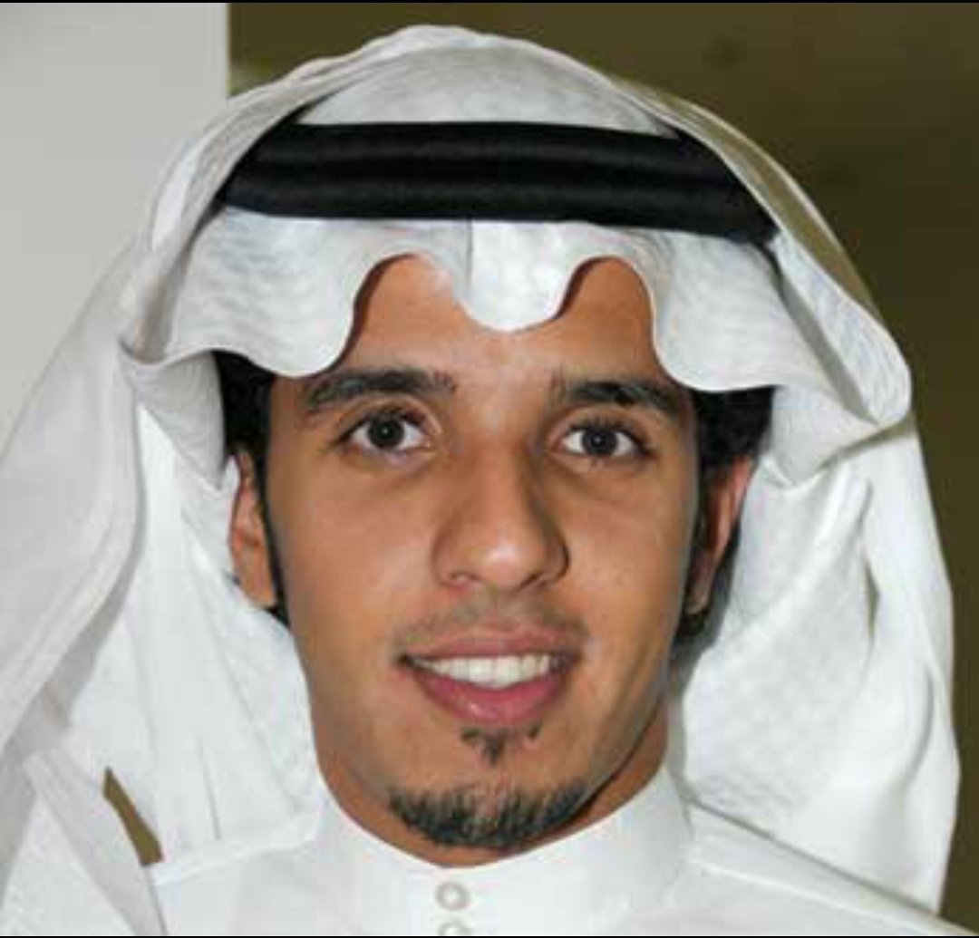 abdullah_HSS_'s tweet photo. "انتقل إلى رحمة الله تعالى ، الشاب الخلوق" محمد الجبالي صابرًا محتسبًا بعد معاناته مع مرض -التصلب الجانبي الضموري-
نسأل الله 🤲 أن يغفر له ويجعل ما أصابه رفعةً في درجاته، وأن يربط على قلب أمه ويرزقها الصبر والسلوان.
تلاوة له من سورة النبأ " أنشروها " عسى الله أن ينفعه بها في قبره.
👇
#محمد_الجبالي_في_ذمه_الله
#ساعه_استجابه #الجمعه