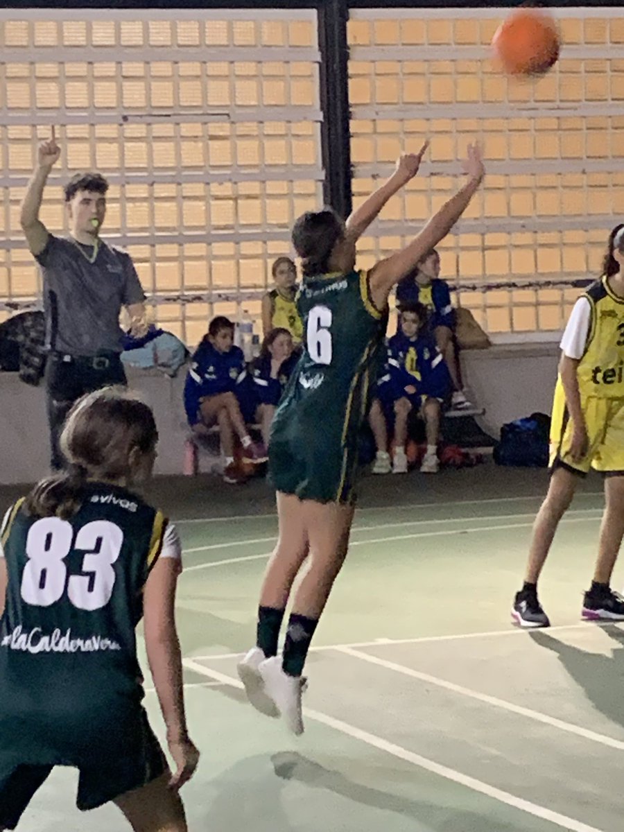 CB Escolapias tweet media