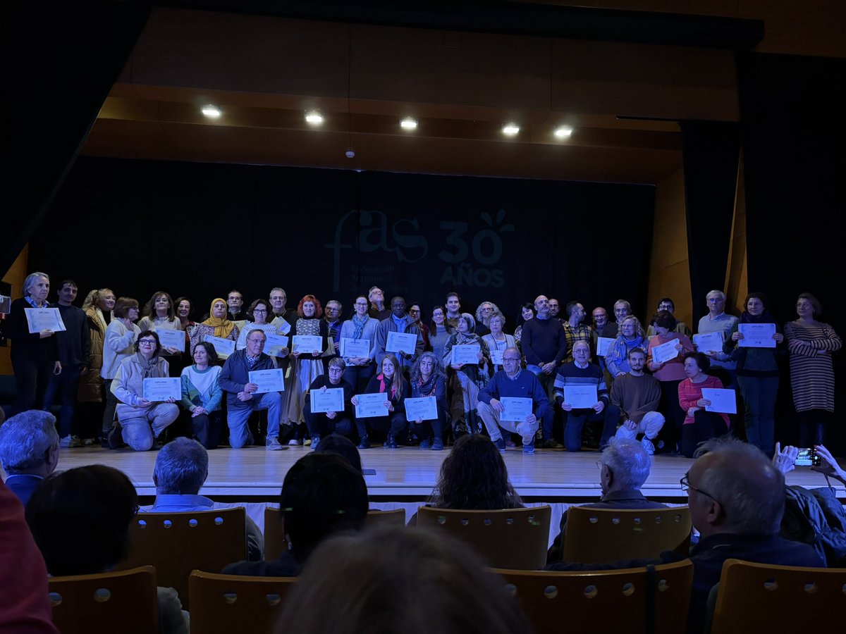 30 años movilizando a la ciudadanía aragonesa y exigiendo a las administraciones que asuman sus compromisos y la Federación Aragonesa de Solidaridad sigue siendo imprescindible. Felicidades y gracias <a href="/FASaragon/">FAS</a> <a href="/comiteromero/">comiteromero</a> #Solidaridad #Cooperación