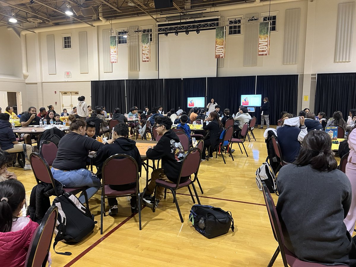 NextGenFocus's tweet image. Happy Thanksgiving! We are so thankful for our donors, partners, teachers, tutors, and volunteers. We deeply appreciate their generosity, commitment, and dedication to serving our students and families! #SmarterMe #tutoring #mentoring #virtuallearning #gwinnettcounty #atlanta