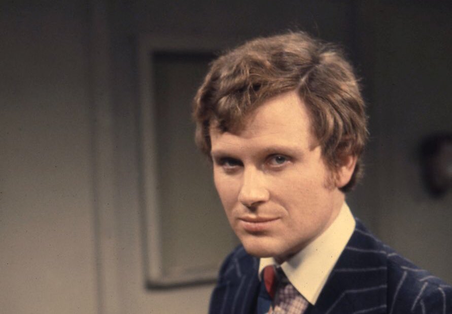 SaveRedlandLibr's tweet photo. 8pm TODAY on @TalkingPicsTV
From 1974,s4 Ep 12 of #BBC #Drama📺 #TheBrothers "A Bad Mistake" directed by #RoderickGraham & written by #NJCrisp
🌟#JeanAnderson #PatrickOConnell #RichardEaston #RobinChadwick #JenniferWilson #HilaryTindall #GabrielleDrake #ColinBaker https://t.co/ISduEcGGYA