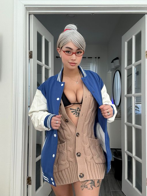 Watch Rin ૮ • ﻌ - ა's leaked NSFW photo on TwXstars