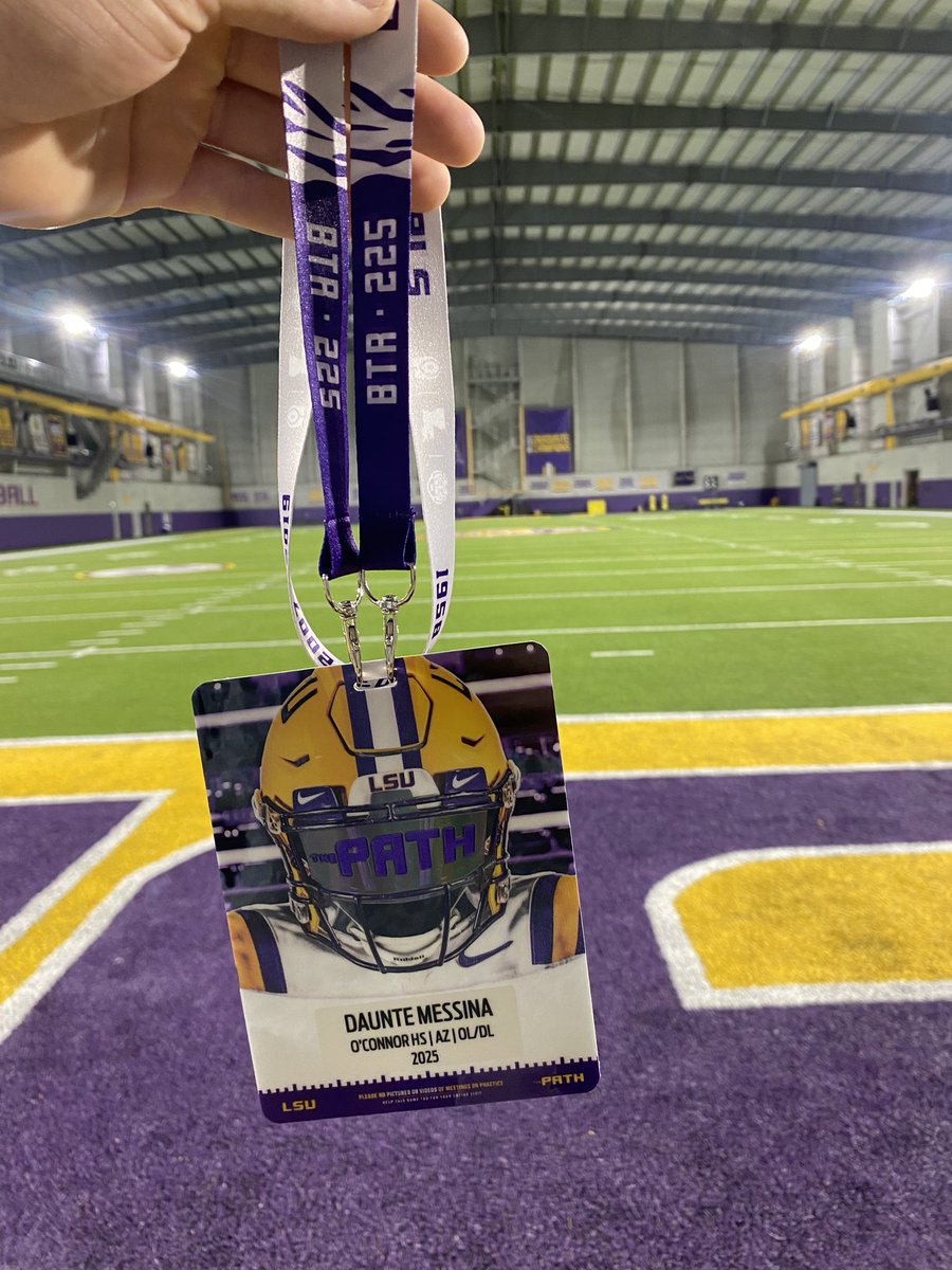 Thank to coach <a href="/CoachBoDavisLSU/">Bo Davis</a> and <a href="/CoachBrianKelly/">Brian Kelly</a> for having me out this past weekend!!! Love the facility and thank you to all of the other coaches <a href="/CoachCole42/">Coach Cole</a> <a href="/LSUfootball/">LSU Football</a> <a href="/JUSTCHILLY/">Just Chilly</a> <a href="/247Sports/">247Sports</a>