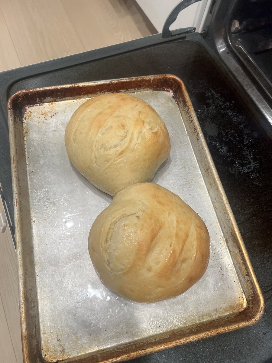 Kyle Wilke (@kylejwilke) on Twitter photo This is called true loave #bread This is called true loave #bread