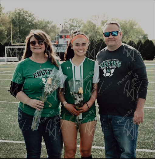 haileyewagner's tweet photo. So thankful for the sport, the people, my coaches, trainers, parents, friends, and family 🤍 I am still open for all levels and anywhere. I’m also grateful for all the coaches that reached out to me. #transferportal #d1soccer #d2soccer #ncaasoccer #uslw #soccer #thanksgiving https://t.co/e5vfZ84EZd