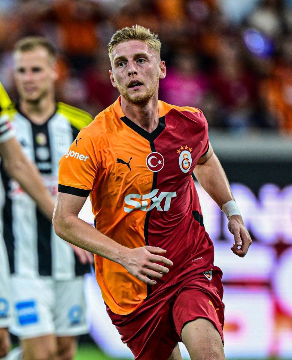 Peşindeyiz Galatasaray! tweet media