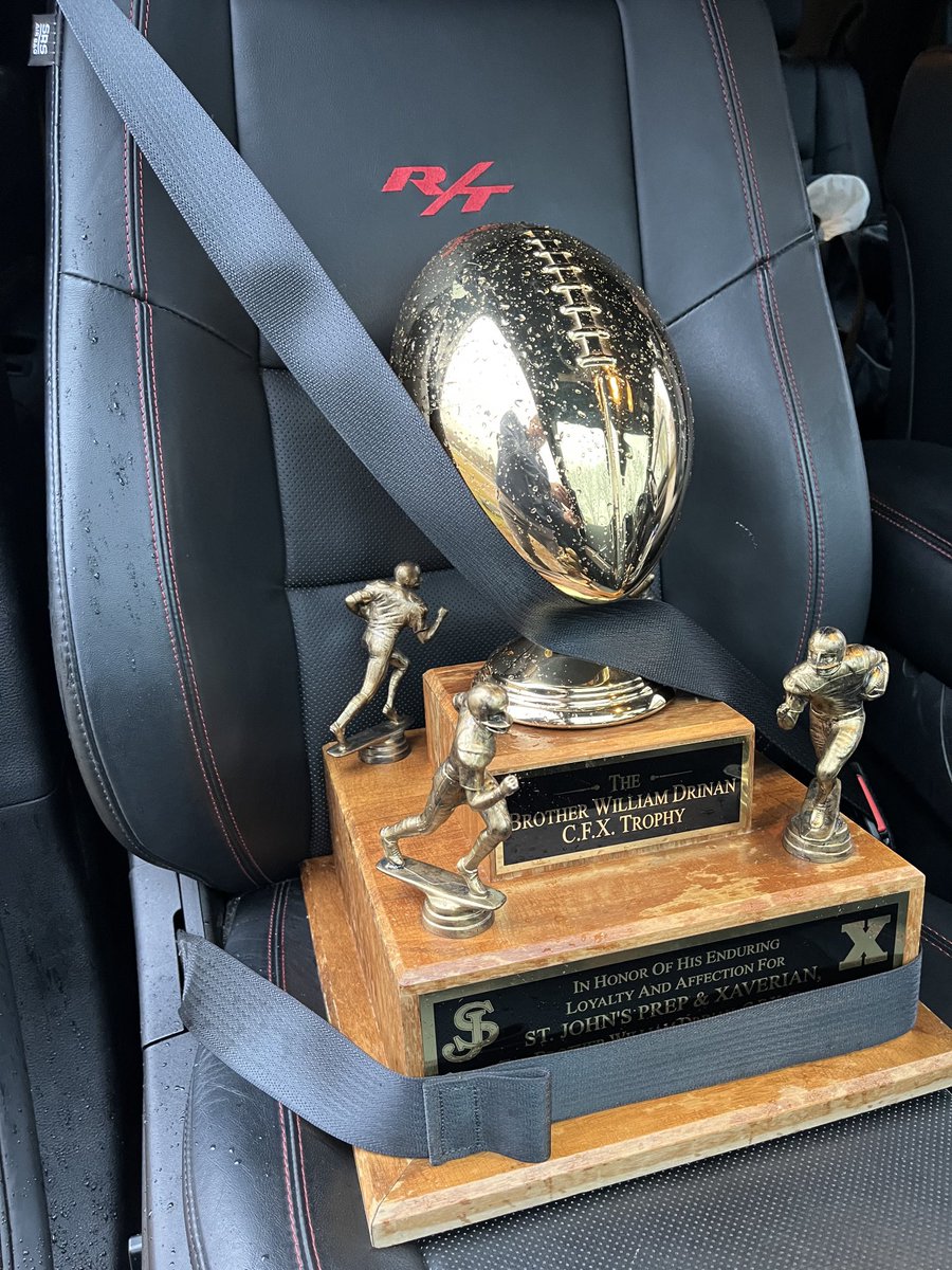 Always buckle up for safety!Happy Thanksgiving to the entire ⁦<a href="/stjohnsprep/">St. John's Prep</a>⁩ and ⁦<a href="/StJohnsPrepFB/">St. John’s Prep Football</a>⁩ community! #118