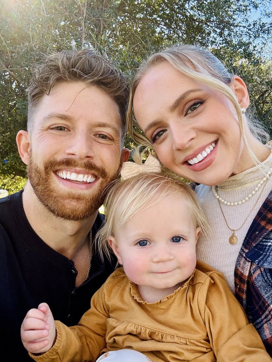 madilynbailey's tweet photo. grateful 🥲 https://t.co/JiuqvVuOI8
