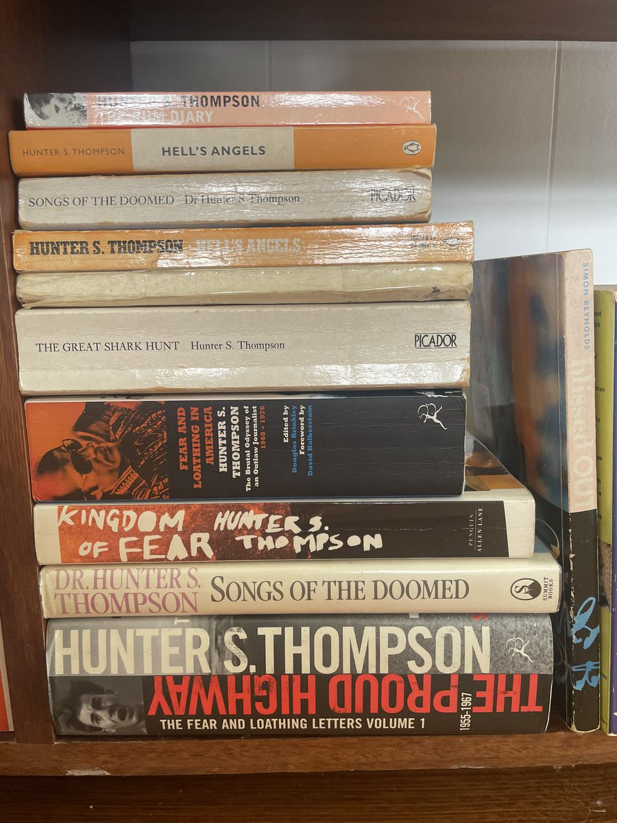 noisemachina's tweet photo. @AnitaGonzo @GonzoVice FaLiLV has been read so many times it’s lost its spine https://t.co/7xNhWE92Qr