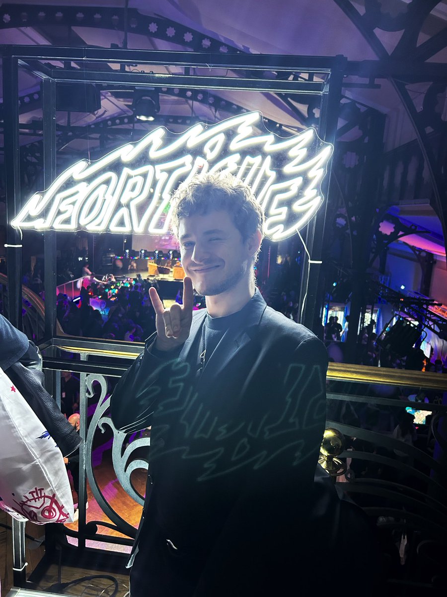 Fortiche Adrien tweet media