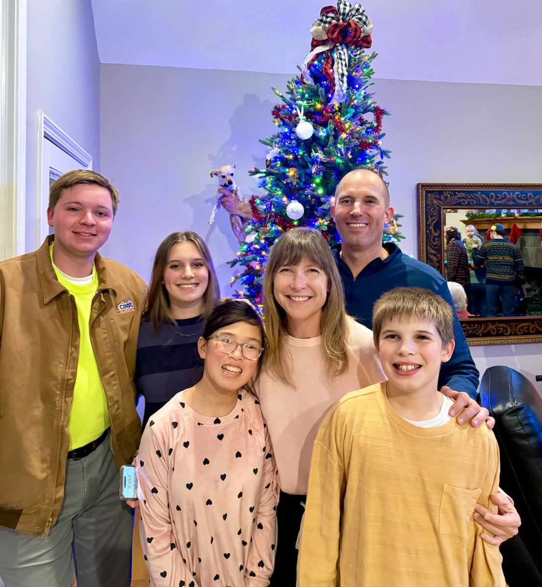 Happy Thanksgiving from Georgetown, Kentucky! #wheresmobley 🐩