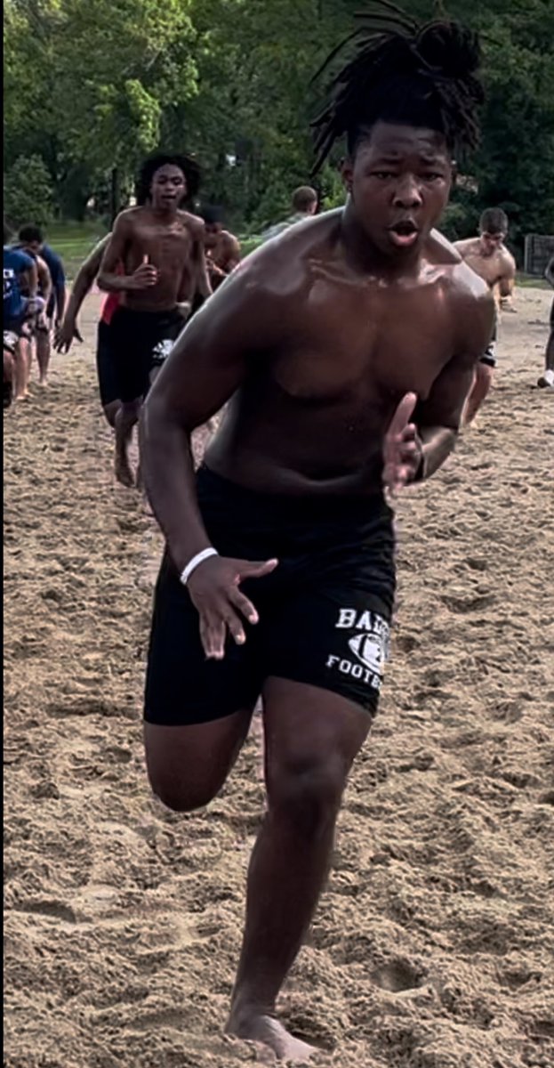 CoachEvins's tweet photo. 95 degrees in the July sand, for nights like tomorrow @quentavionm26
#EverythingYouGot! https://t.co/sNQvqhA9Vy