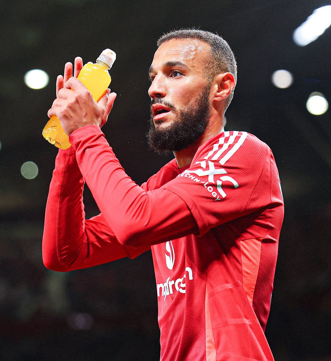mufcMPB's tweet image. He only cost us £15m.

Noussair Mazraoui, WHAT A SIGNING! 😍🔥
