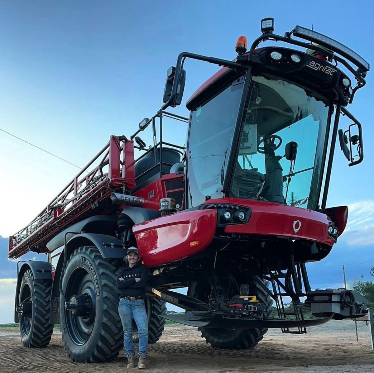 AgrifacAU's tweet image. It’s Flashback Friday! Let’s celebrate the amazing moments captured with Agrifac this year. Share your best snaps in the comments – you might see your photo in the spotlight! 📸 @gracefarrer28 #AgrifacAU #PrecisionAg #SprayTechnology