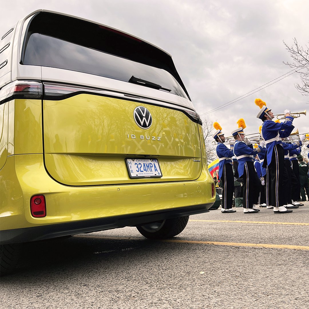 Volkswagen Canada (@vwcanada) on Twitter photo At last weekend’s <a href="/TOSantaParade/">The Original Santa Claus Parade</a>, Jolly Old St. Nick and his crew were once again pulled by a fleet of #VWAtlas and #VWCrossSport SUVs. There were also a few “special guests”, with several all-new #VWIDBuzz models sprinkled among the floats.
🎅 If you weren’t among the 750,000+ At last weekend’s <a href="/TOSantaParade/">The Original Santa Claus Parade</a>, Jolly Old St. Nick and his crew were once again pulled by a fleet of #VWAtlas and #VWCrossSport SUVs. There were also a few “special guests”, with several all-new #VWIDBuzz models sprinkled among the floats.
🎅 If you weren’t among the 750,000+