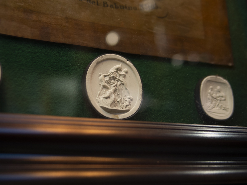 AntikPraha's tweet photo. A teď další #antiques test. Poznáte, k čemu slouží toto? https://t.co/HolKGzIDwR