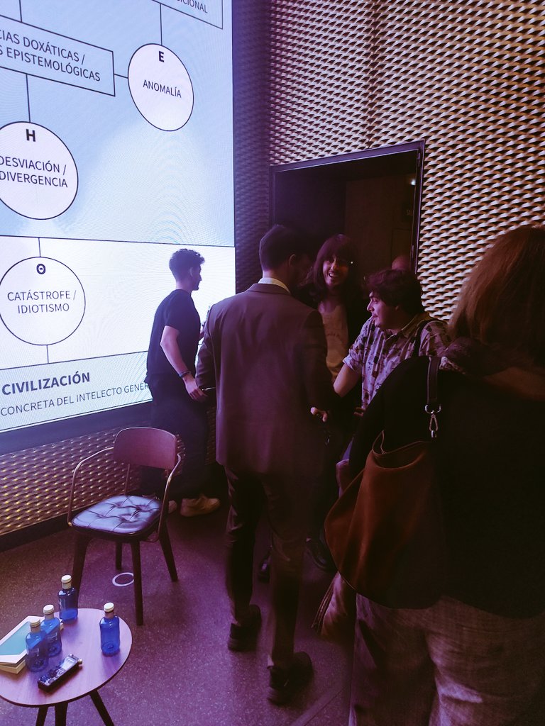 Gabriela Bustelo tweet media