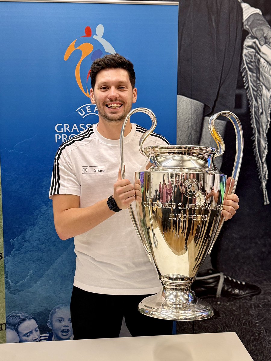 Luke Baker tweet media